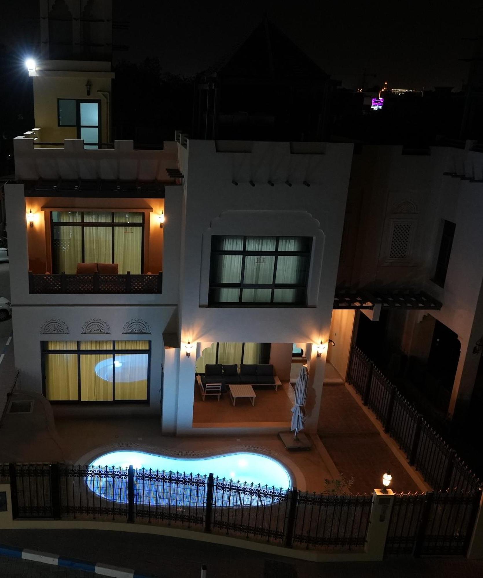 Roda Beach Resort Dubai Exterior foto